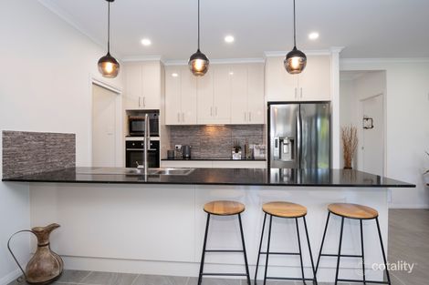 29 Salonika Cct, Bushland Beach, QLD 4818