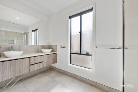 Property photo of 4 Pandanus Court Warragul VIC 3820