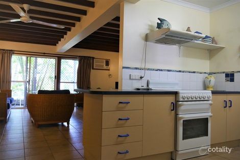 Property photo of 5/9 Pacific Drive Blacks Beach QLD 4740