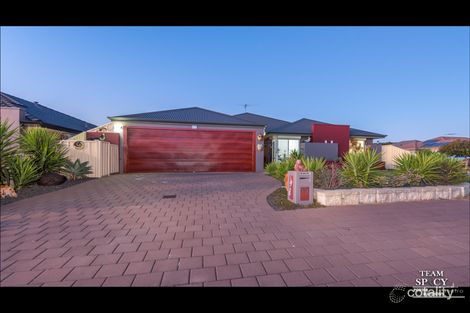 Property photo of 30 Kemshall Way Maddington WA 6109