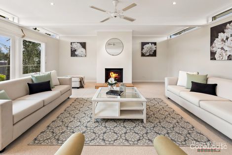 Property photo of 11 Hovey Avenue St Ives NSW 2075