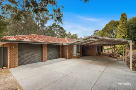 Property photo of 98 Amethyst Crescent Mount Richon WA 6112