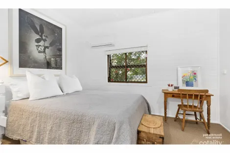 Property photo of 226 Denham Street The Range QLD 4700