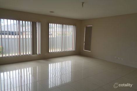 Property photo of 4 Parkfield Court Deer Park VIC 3023