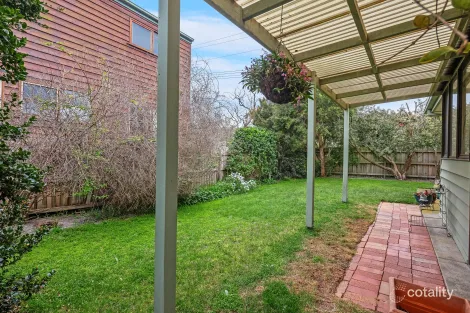 Property photo of 1 Cormorant Close Blind Bight VIC 3980