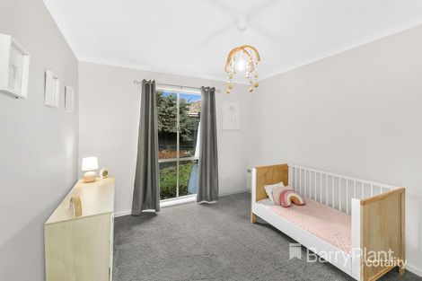 Property photo of 82 Landscape Drive Mooroolbark VIC 3138