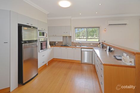 Property photo of 2 Fyans Street Halls Gap VIC 3381