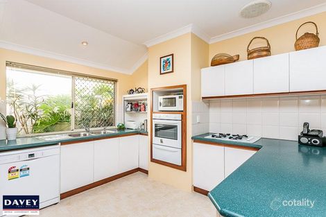 12a Corbett St, Scarborough, WA 6019