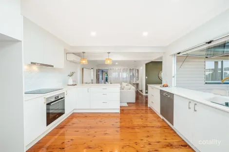 Property photo of 17 Gynther Avenue Brighton QLD 4017