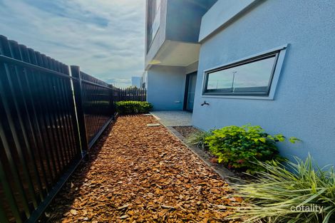 Property photo of 42 Kirsten Circuit Nirimba QLD 4551