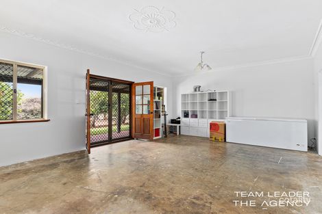 Property photo of 231 Tuart Grove Avenue Lake Clifton WA 6215