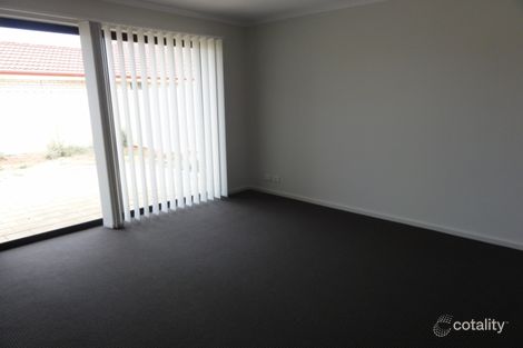 Property photo of 14 Desyllas Drive Direk SA 5110