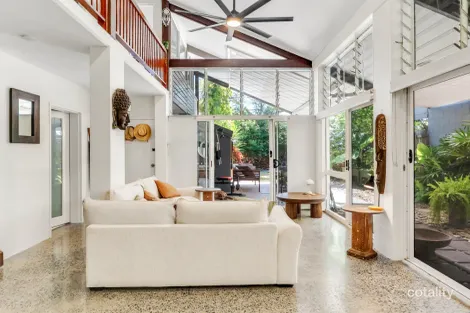 1/7 Hibiscus Lane, Holloways Beach, QLD 4878