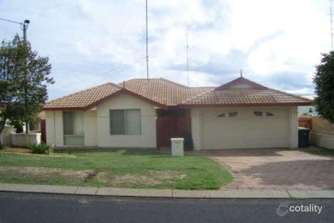 2/20 Upper Esp, Bunbury, WA 6230