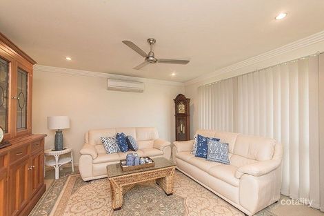 Property photo of 4 Oakland Norman Gardens QLD 4701