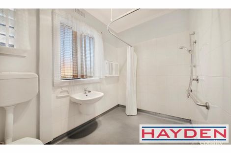 2 Corvey Rd, Reservoir, VIC 3073