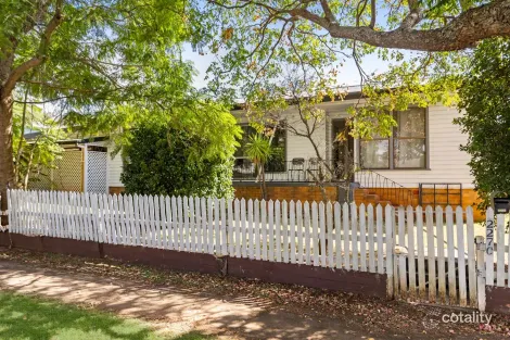 227c West St, Harristown, QLD 4350