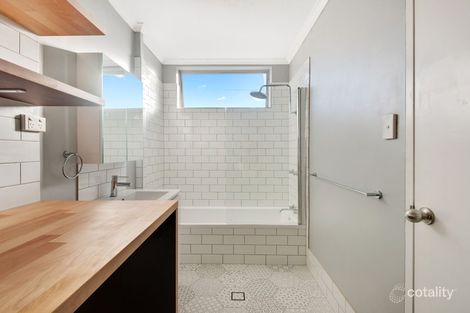 Property photo of 4/82 Pearson Street Kangaroo Point QLD 4169