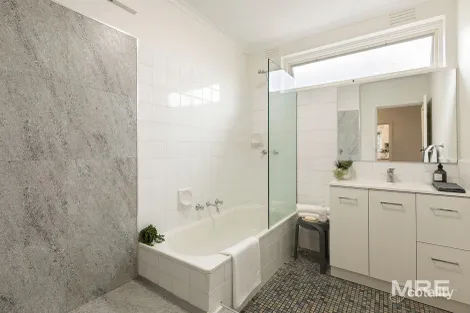 Property photo of 8/498 Glenferrie Road Hawthorn VIC 3122