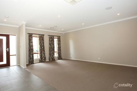 Property photo of 61 Wild Scotchman Way Cranbourne East VIC 3977