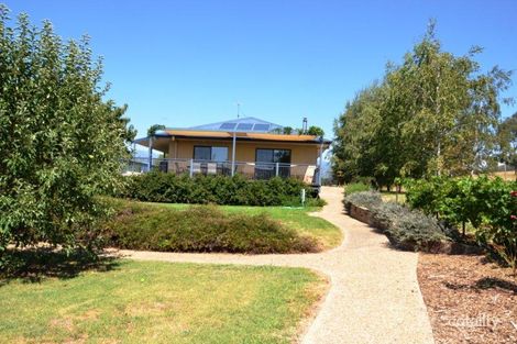 Property photo of 4 Cuthbert Street Tawonga VIC 3697