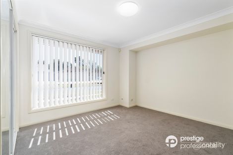 4 Derwent Ct, Wattle Grove, NSW 2173