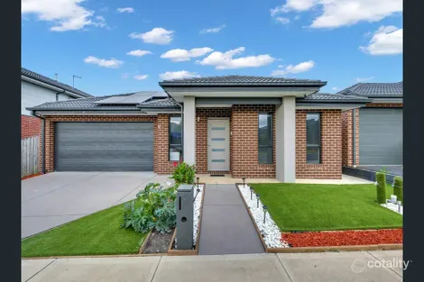 13 Barkers Cres, Mickleham, VIC 3064