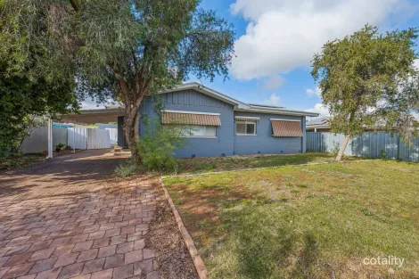 32 SILVER CITY HWY, BURONGA, NSW 2739