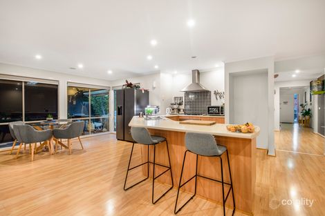 Property photo of 27 Gillian Place Pakenham VIC 3810