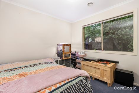 Property photo of 27 Gillian Place Pakenham VIC 3810