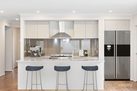 Property photo of 17 Gelati Street Manor Lakes VIC 3024