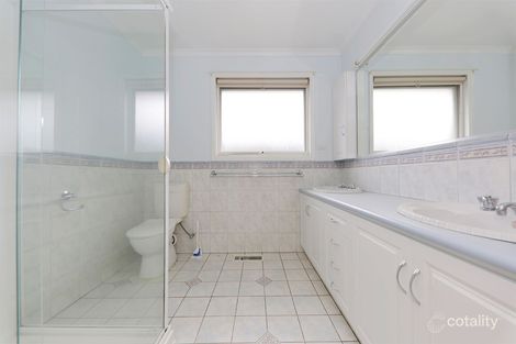 Property photo of 53 Remington Drive Glen Waverley VIC 3150