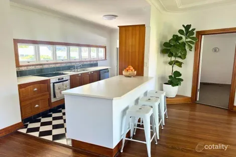 Property photo of 36 Heeb Street Bundall QLD 4217