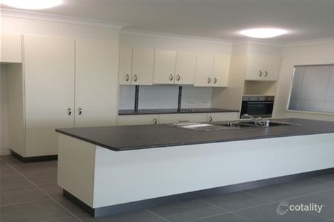 Property photo of 15 Goldfish Court Burdell QLD 4818