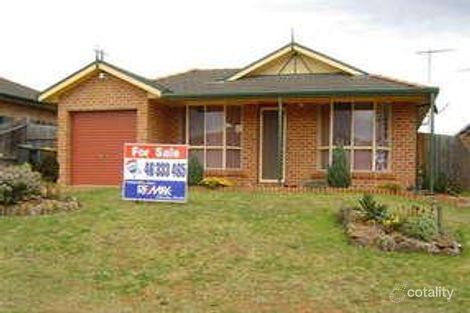 33 Robson Cres, St Helens Park, NSW 2560