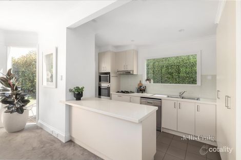 Property photo of 20 Mt Pleasant Grove Armadale VIC 3143