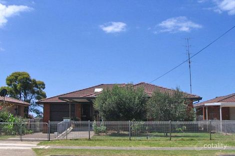 63 Captain Cook Dr, Barrack Heights, NSW 2528