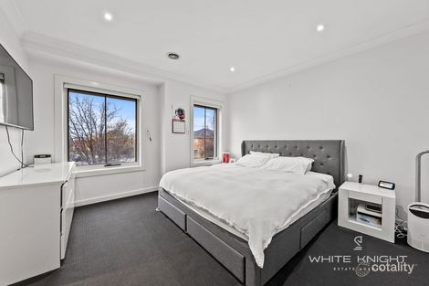 Property photo of 8 Chesterfield Road Cairnlea VIC 3023