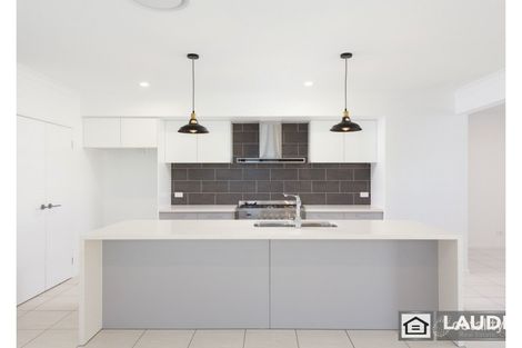 Property photo of 8 Viewmont Way Old Bar NSW 2430