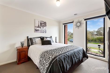 Property photo of 34 Aylesbury Boulevard Doreen VIC 3754