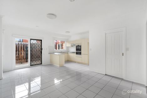 Property photo of 2/78 Woodland Street Strathmore VIC 3041