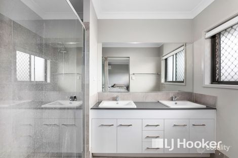 Property photo of 68 Pintail Circuit Deebing Heights QLD 4306