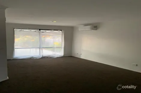 Property photo of 4 Ormond Rise Roxburgh Park VIC 3064