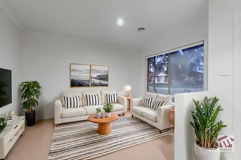 Property photo of 11 Everwin Drive Werribee VIC 3030