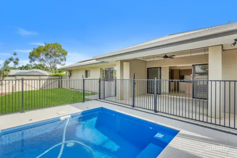 53 Phoenix St, White Rock, QLD 4868