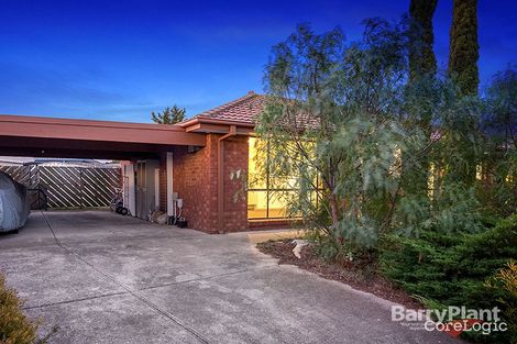 Property photo of 2 Lydford Court Werribee VIC 3030