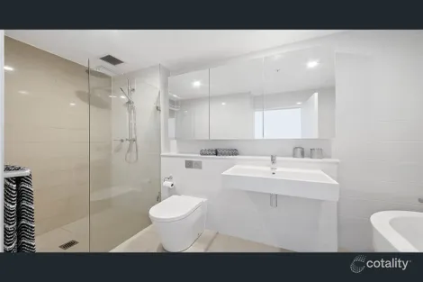 Property photo of 2305/15 Gadigal Avenue Zetland NSW 2017