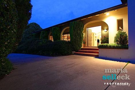 Property photo of 55 Hawkesbury Crescent Farrer ACT 2607