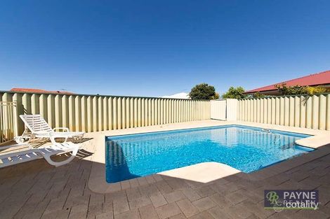 Property photo of 54 Achiever Avenue Port Kennedy WA 6172