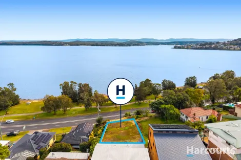 514 The Esplanade, Warners Bay, NSW 2282